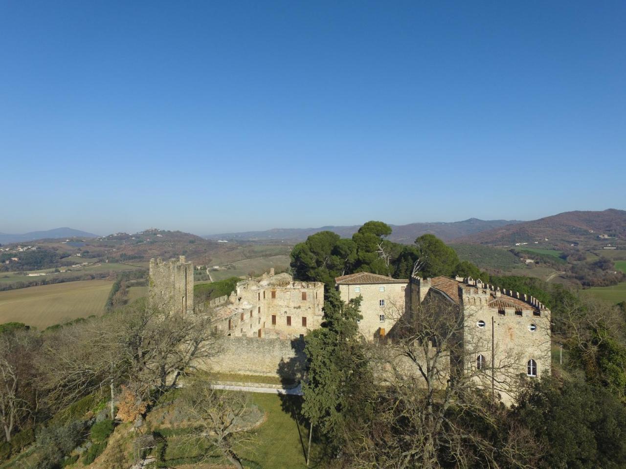 Castello Di Ramazzano - Tenute Aliani Perugia Exterior photo