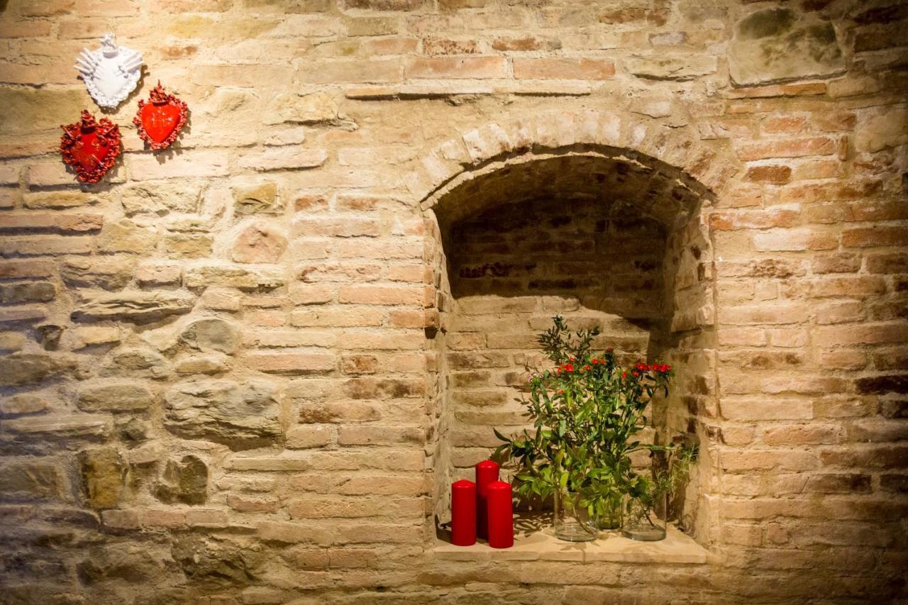 Castello Di Ramazzano - Tenute Aliani Perugia Exterior photo